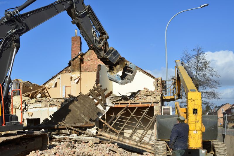 House Wrecking in Katy, TX